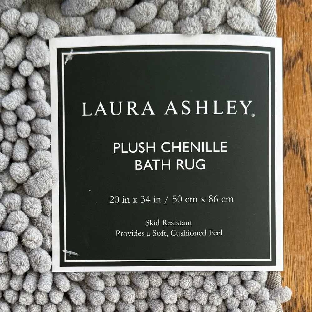 NWT Laura Ashley Astor Chenille Bath Mat | 20